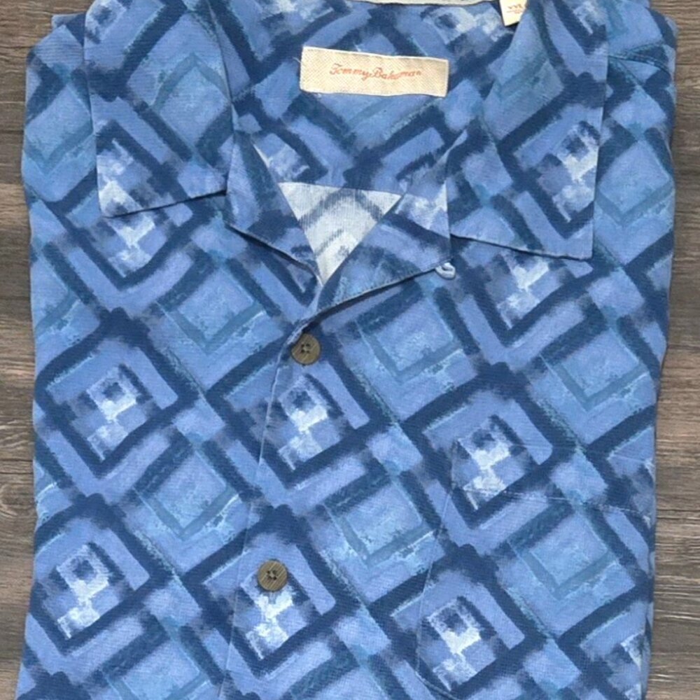 Tommy Bahama Men's Short Sleeve Silk Shirt Cruise Vacation Geo Print Shirt